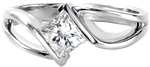 Princess Tona - Solitaires Engagement Rings - Motion
