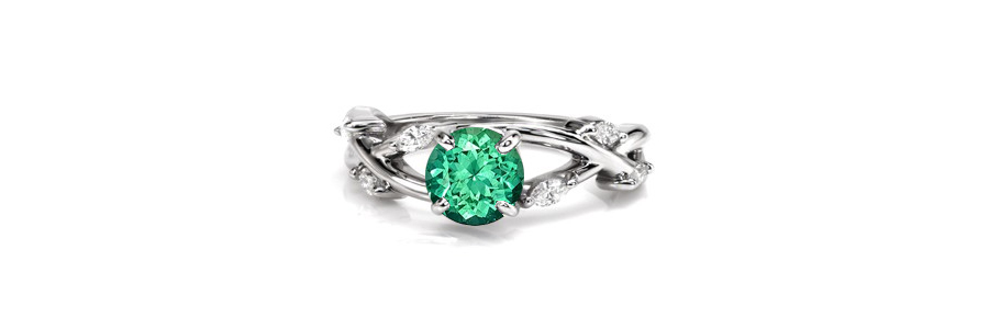 Emerald-Ring Unique Engagement Rings 