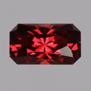 Garnet Radiant 4.15 carat Red Photo