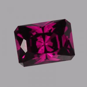 Garnet Radiant 3.29 carat Purple Photo