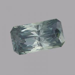 Sapphire Radiant 0.74 carat Green Photo
