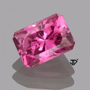 Sapphire Radiant 2.44 carat Pink Photo