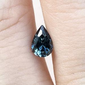 Sapphire Pear 0.81 carat Blue Photo