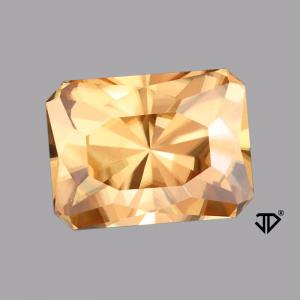 Zircon Radiant 3.94 carat Yellow Photo