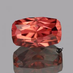 Zircon Cushion 3.48 carat Red Photo