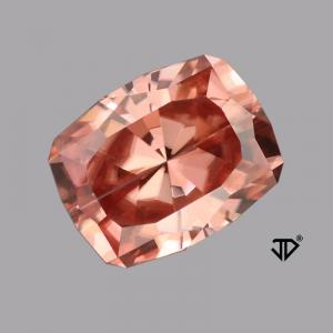 Zircon Cushion 3.27 carat Pink Photo