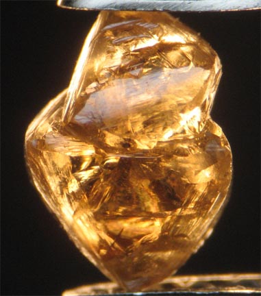 twinned%20diamond%20octahedral Diamonds 