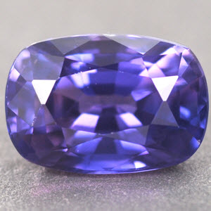 Sapphire Cushion 0.87 carat Purple Photo