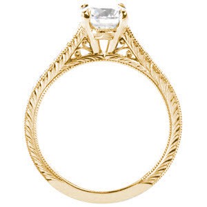 Antique engagement rings in Montreal with hand engraving, milgrain and filigree.