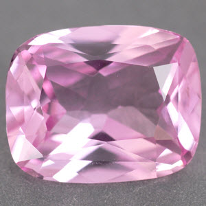Sapphire Cushion 3.15 carat Pink Photo