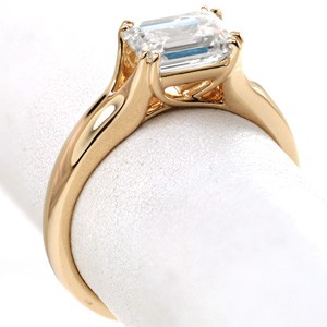 Art Deco inspired solitaire engagement rings in Baltimore, Maryland.