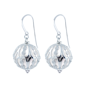 Image for Windsor Pearl Dangles