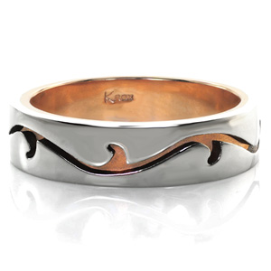 A beautiful contrast in colors and textures, our Tidal design pays homage to the many lakes in rivers in our home state. A warm rose gold wave runs in between layers of polished white gold. The rose gold features a matte, sandblasted finish to add to the contrast and interest in this stunning ring. 